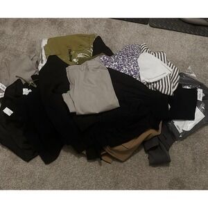 36 Piece Women's Clothes Lot Sizes XS-3X NEW With Tags